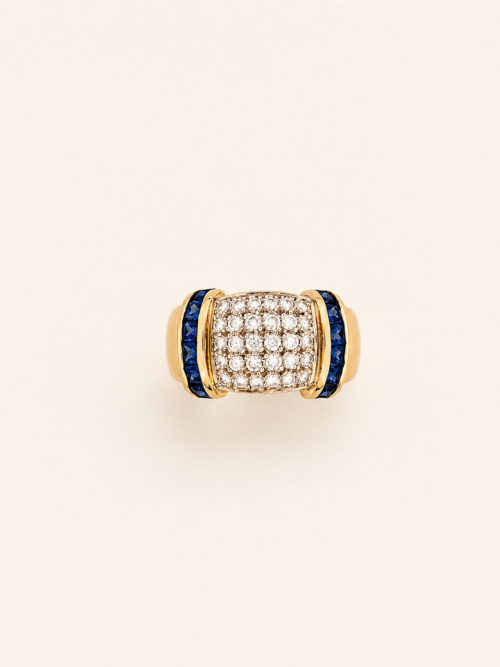 Bague en or jaune sertie de saphirs et de diamants - Les Amoureux au Kiosque Peynet
